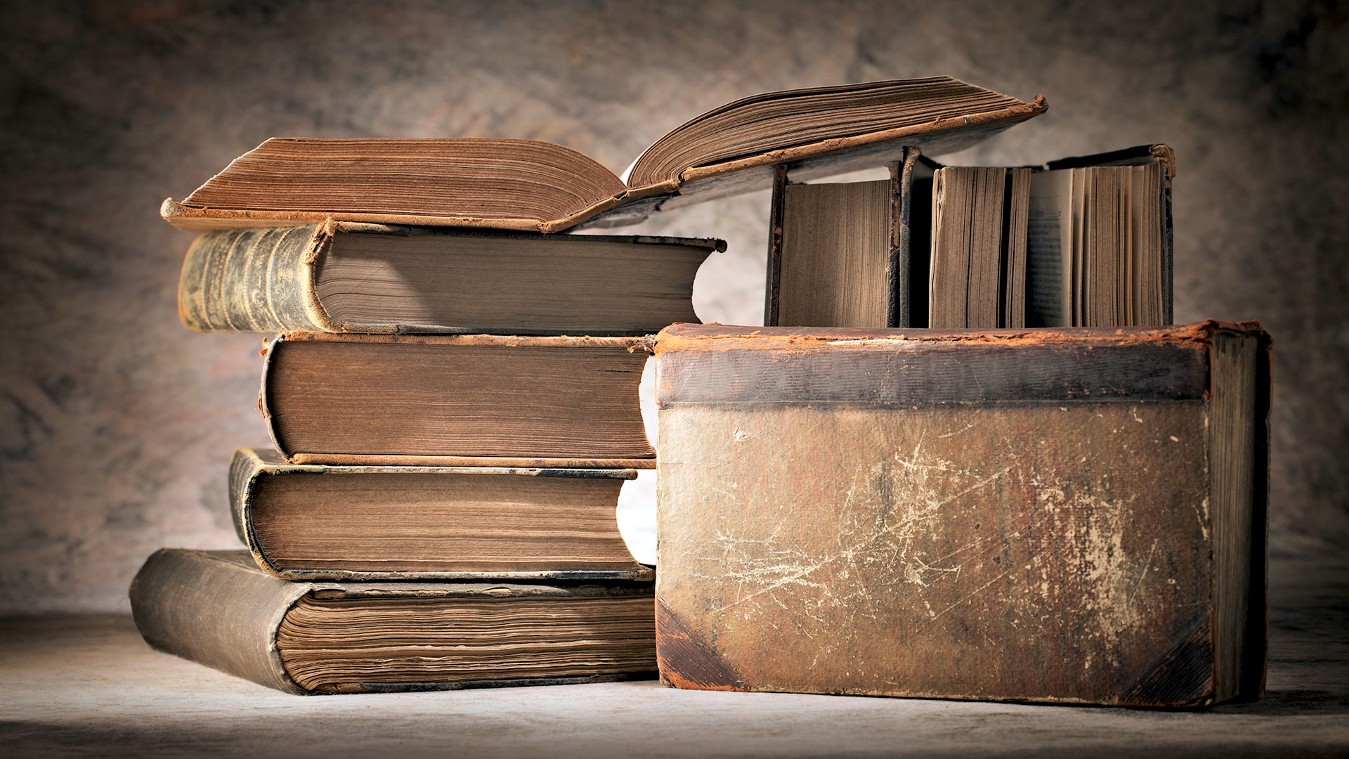 إعلان إلى طلبة الثانية ليسانس إنجليزية